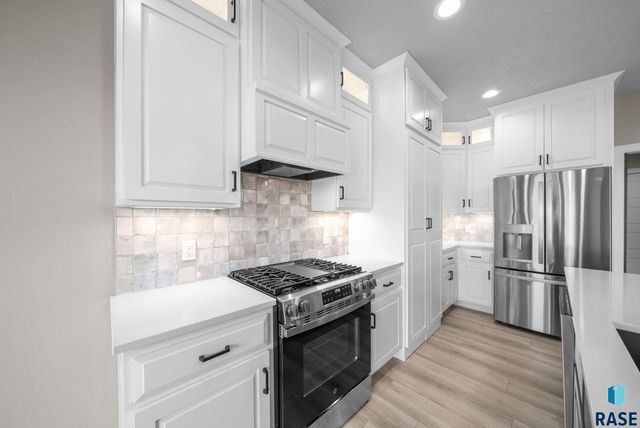 1101 N Scots Pine Dr Drive, Sioux Falls, SD 57110