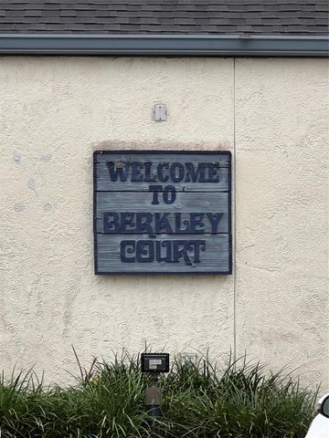 7313 Gulf Freeway 123, Houston, TX 77017