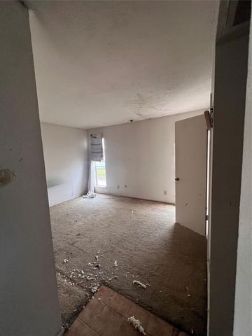 7313 Gulf Freeway 123, Houston, TX 77017