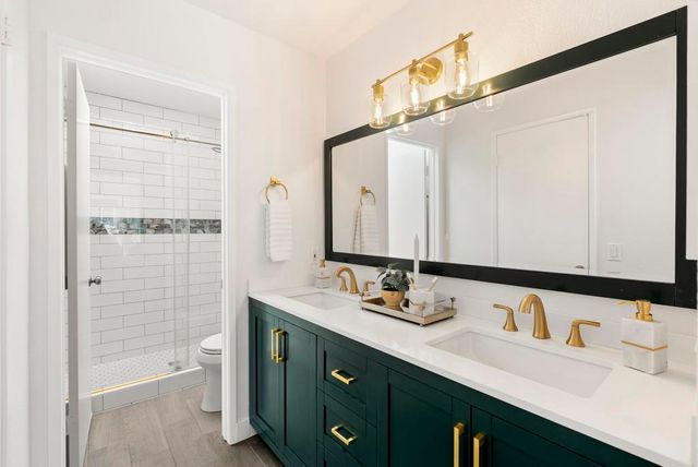 725 CLEVELAND AVE, Escondido, CA 92026