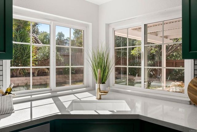 725 CLEVELAND AVE, Escondido, CA 92026