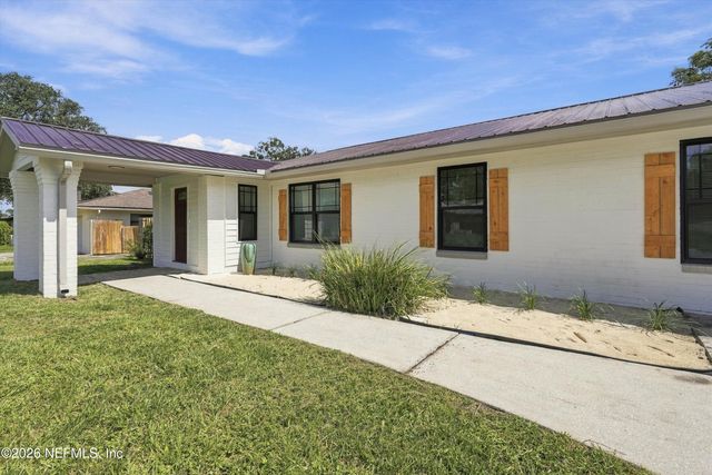 5479 HARDEN Avenue, Orange Park, FL 32065