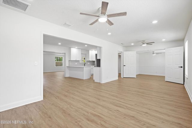 5479 HARDEN Avenue, Orange Park, FL 32065