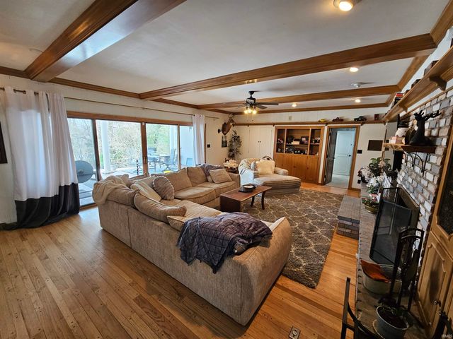 123 Fairway Drive, Vincennes, IN 47591