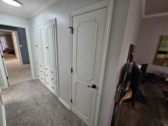 123 Fairway Drive, Vincennes, IN 47591