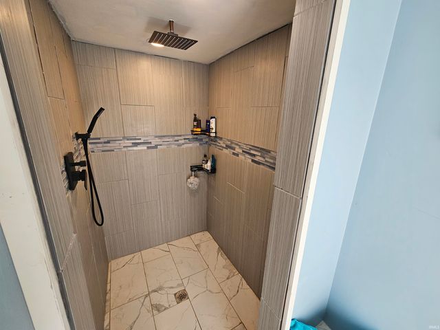 123 Fairway Drive, Vincennes, IN 47591