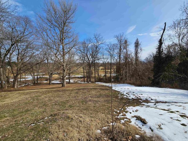 123 Fairway Drive, Vincennes, IN 47591