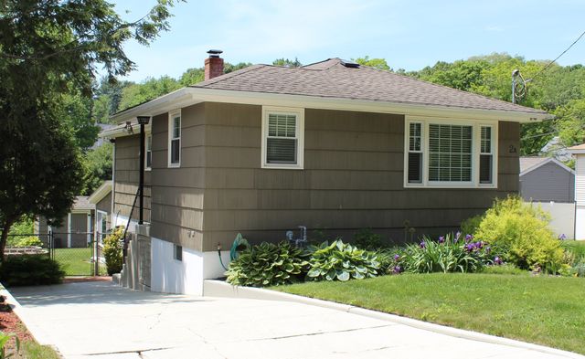 2A South Edlin, Worcester, MA 01603
