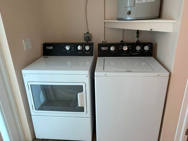 8881 NW 11th Street, Pembroke Pines, FL 33024