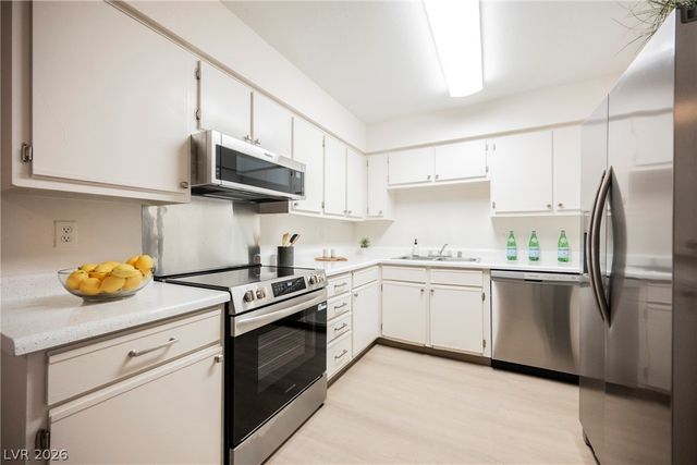 3151 Soaring Gulls Drive 1104, Las Vegas, NV 89128