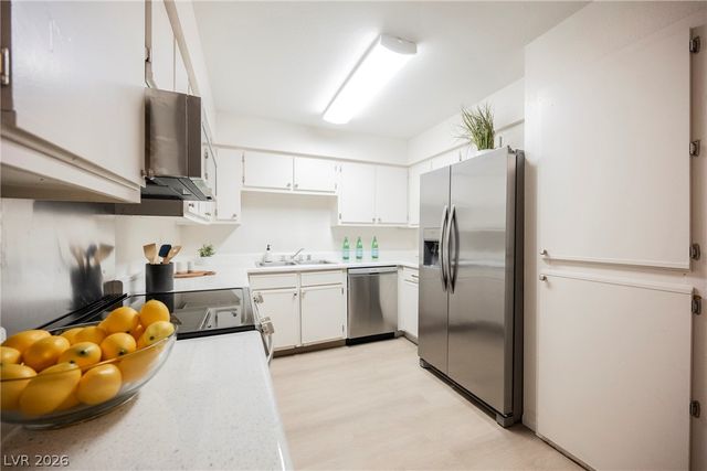 3151 Soaring Gulls Drive 1104, Las Vegas, NV 89128