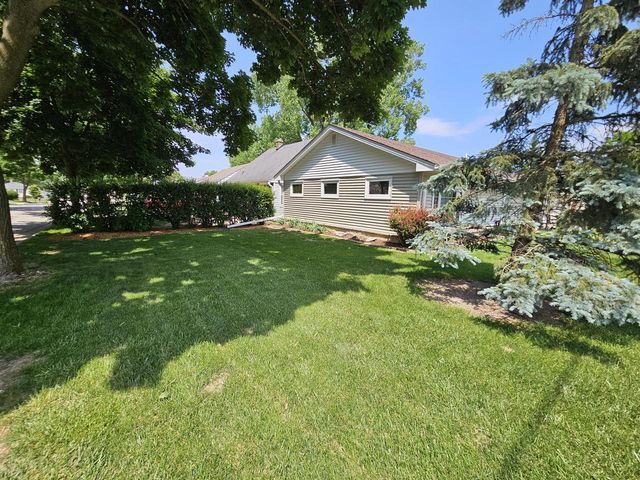 12626 W Lancaster AVENUE, Butler, WI 53007