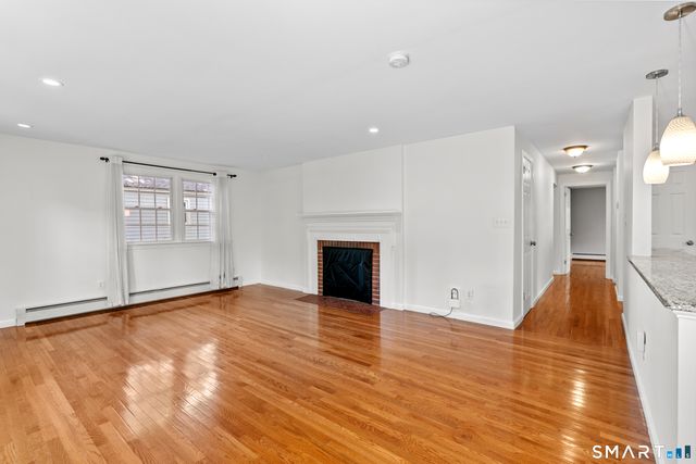 137 Brewster Road, West Hartford, CT 06117