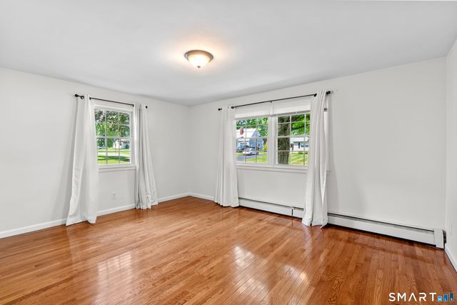 137 Brewster Road, West Hartford, CT 06117