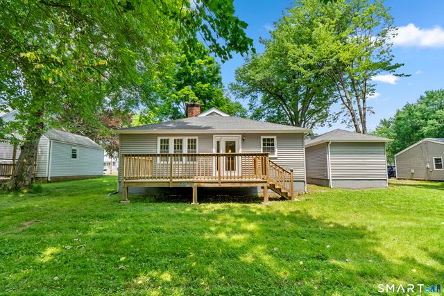 137 Brewster Road, West Hartford, CT 06117