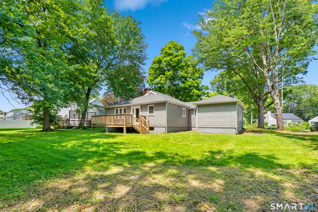 137 Brewster Road, West Hartford, CT 06117