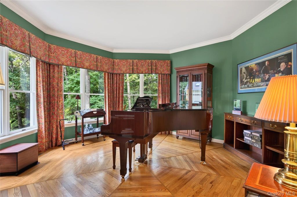 136 Cove Neck Road, Cove Neck, NY 11771 — photo 3
