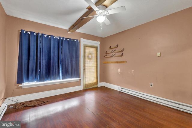 1143 W PINE ST, Coal Township, PA 17866