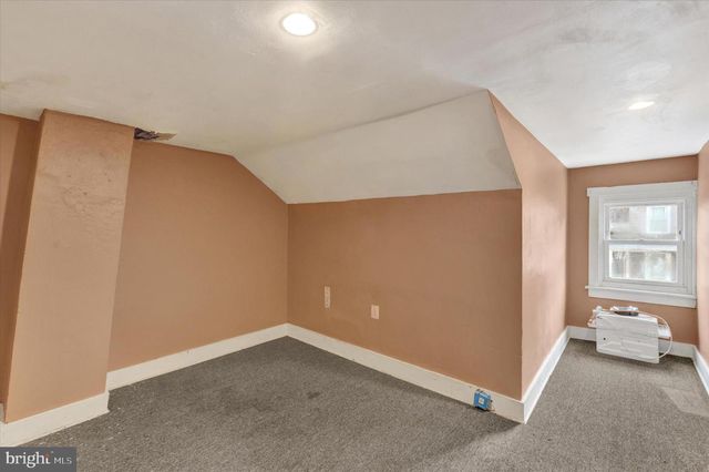 1143 W PINE ST, Coal Township, PA 17866