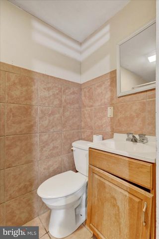 1143 W PINE ST, Coal Township, PA 17866