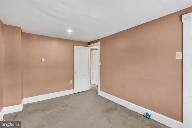 1143 W PINE ST, Coal Township, PA 17866