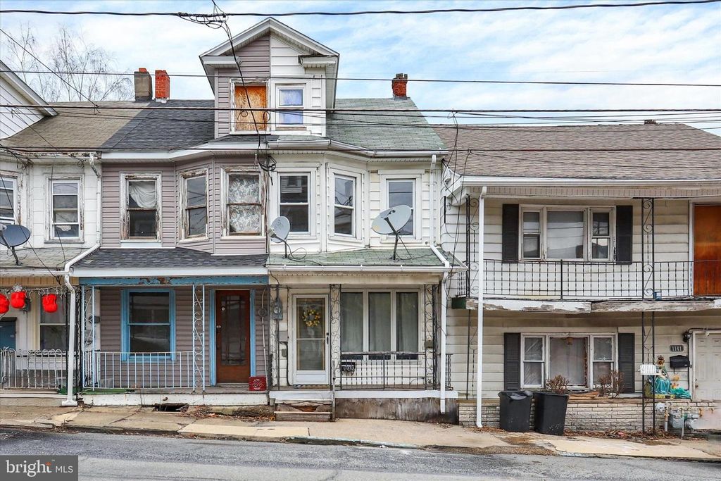 1143 W PINE ST, Coal Township, PA 17866