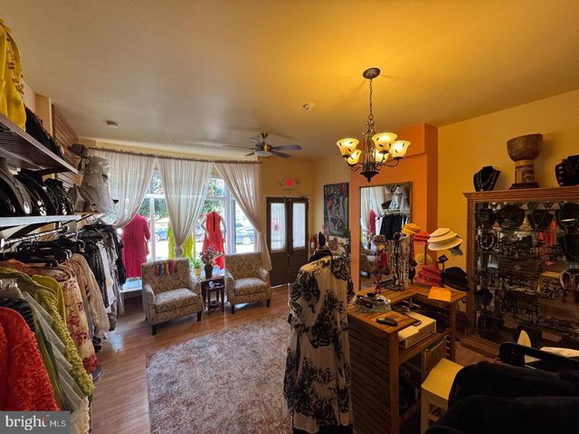 3834 LANCASTER AVE, Philadelphia, PA 19104