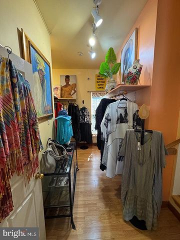 3834 LANCASTER AVE, Philadelphia, PA 19104