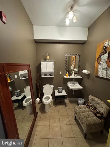 3834 LANCASTER AVE, Philadelphia, PA 19104