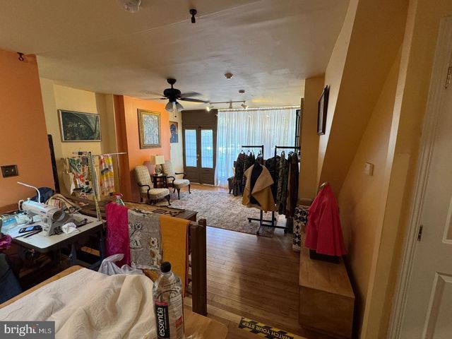 3834 LANCASTER AVE, Philadelphia, PA 19104