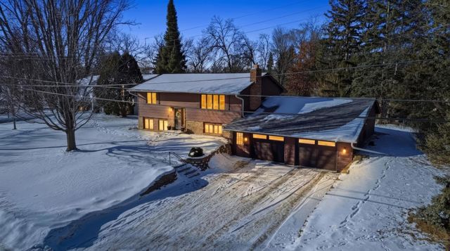 4222 Fairview Avenue, Hopkins, MN 55343