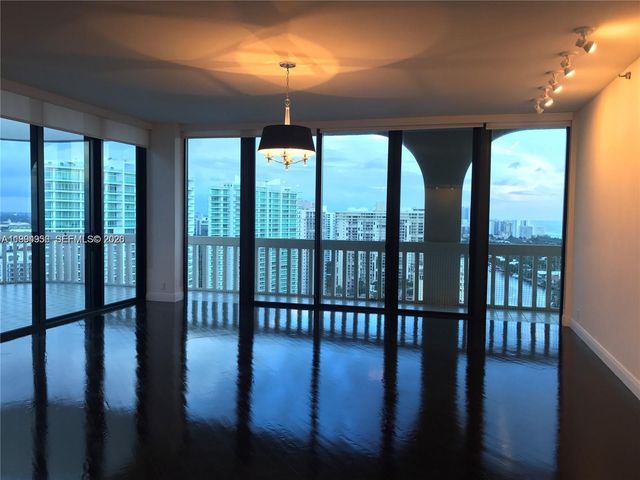 19707 Turnberry Way TS-4, Aventura, FL 33180