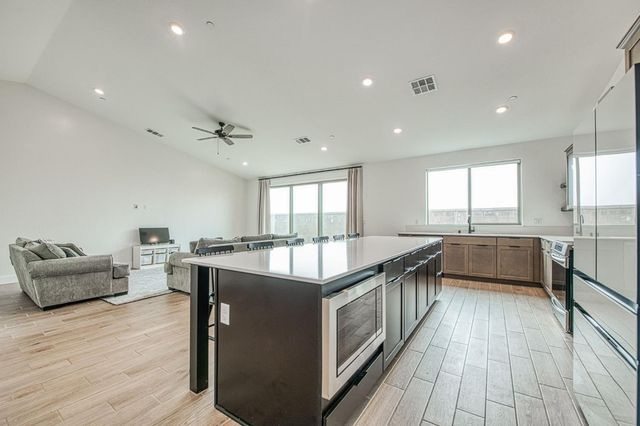 7153 E Harvard Avenue, Fresno, CA 93737