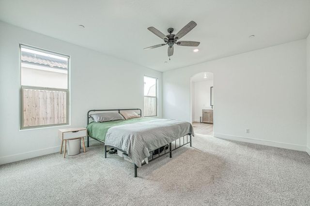 7153 E Harvard Avenue, Fresno, CA 93737