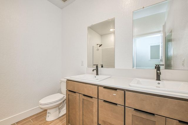 7153 E Harvard Avenue, Fresno, CA 93737