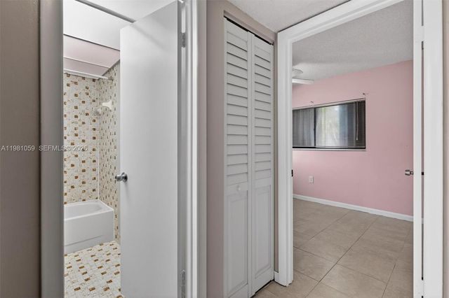 8065 SW 107th Ave 106, Miami, FL 33173