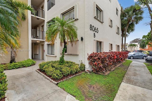 8065 SW 107th Ave 106, Miami, FL 33173
