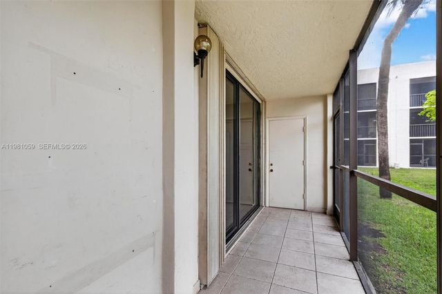 8065 SW 107th Ave 106, Miami, FL 33173