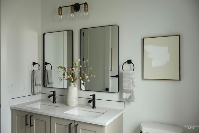 7337 E Red Kite St, Nampa, ID 83686