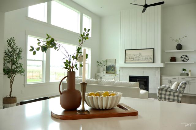 7337 E Red Kite St, Nampa, ID 83686