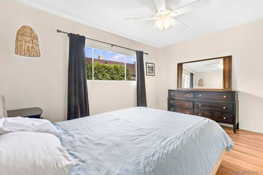 Image 23 of property listing at 907 9 Sapphire St, San Diego, CA 92109