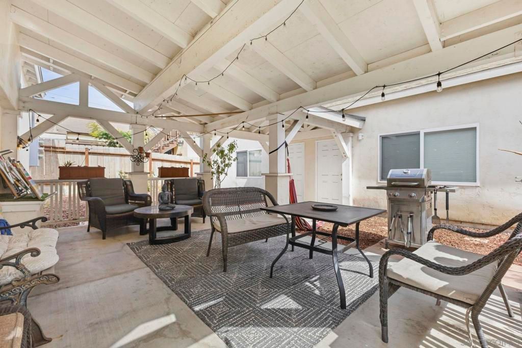 Image 35 of property listing at 907 9 Sapphire St, San Diego, CA 92109