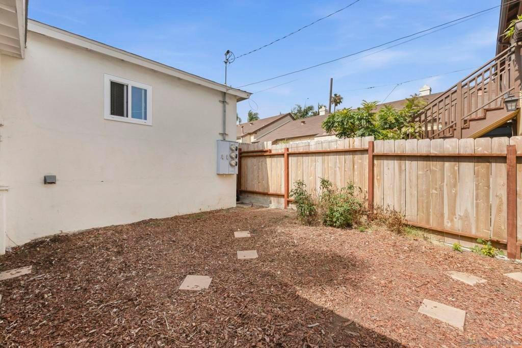 Image 36 of property listing at 907 9 Sapphire St, San Diego, CA 92109