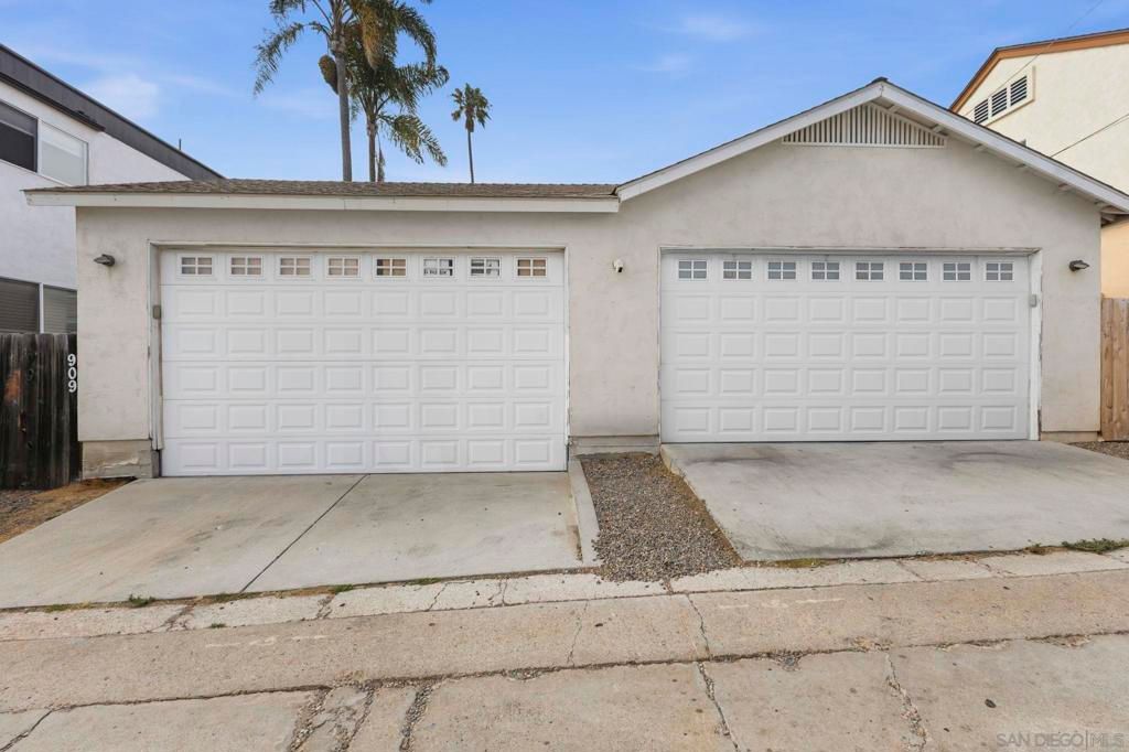 Image 37 of property listing at 907 9 Sapphire St, San Diego, CA 92109
