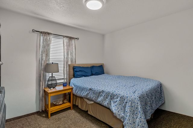 242 NW 1st Avenue, John Day, OR 97845