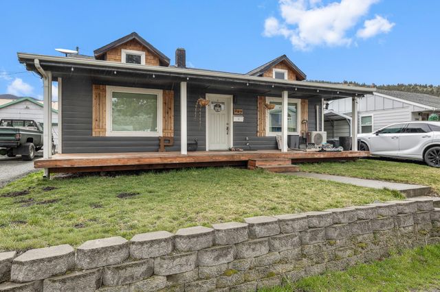 242 NW 1st Avenue, John Day, OR 97845