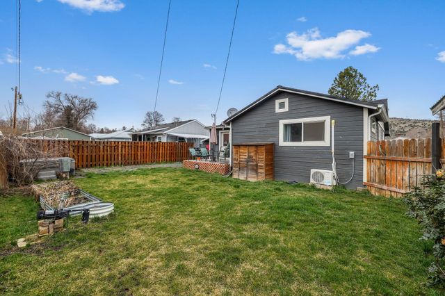 242 NW 1st Avenue, John Day, OR 97845