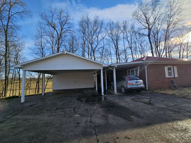 1477 McMinnville Hwy, Sparta, TN 38583