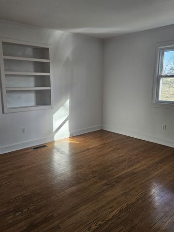 1477 McMinnville Hwy, Sparta, TN 38583