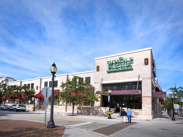 205 GOLDEN GATE POINT 401, Sarasota, FL 34236